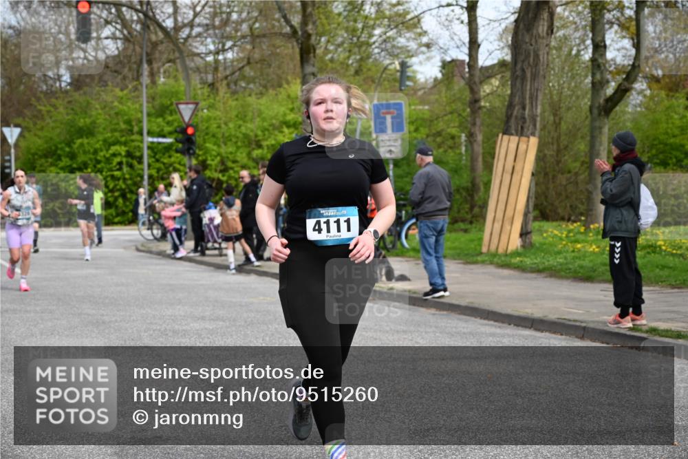 12.04.2026 - 45. Internationalen Wilhelmsburger Insellauf J. Mangold http://msf.ph/oto/9515260 12.04.2026 13:14:38 Ziel 3360, 3443, 3469, 2107, 4421, 5242, 3425, 5142, 4852, 2430, 5813, 4747, 3773, 5602, 4960, 4418, 5156, 4111, 3306, 3328, 3306, 3328, 2772, 5348, 4837, 4838, 4669, 2110, 4695, 2815, 2785, 2043, 2118, 5755, 5029, 4662, 4663, 4559, 3308 meine-sportfotos.de