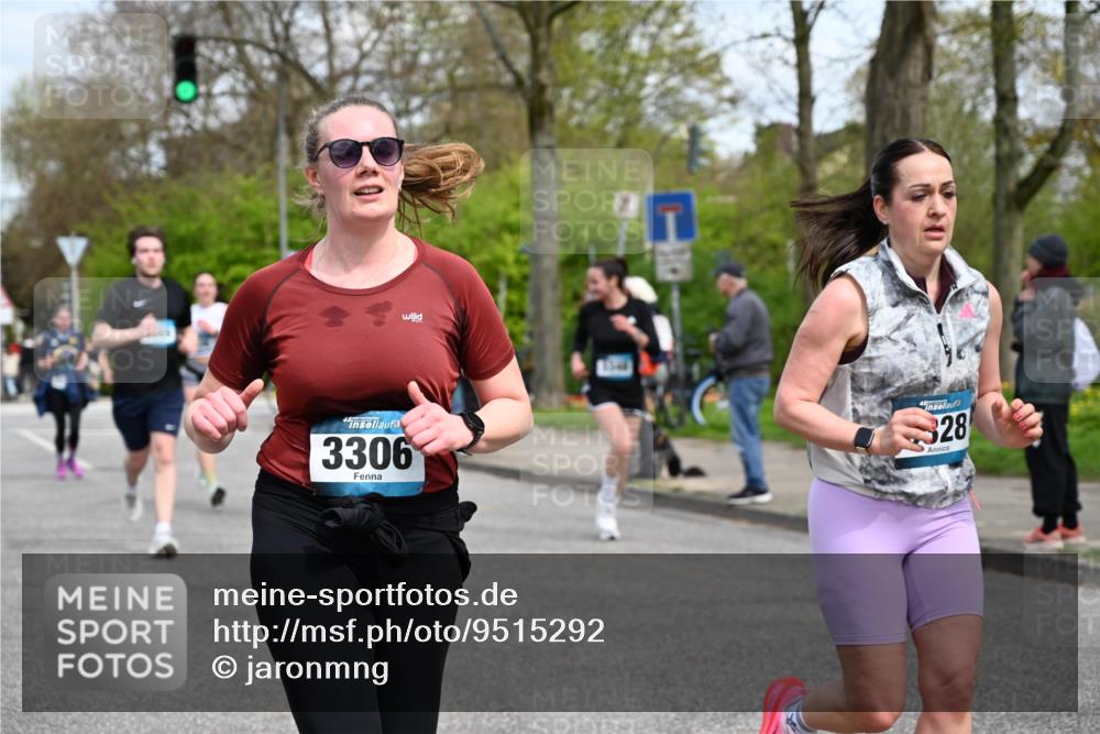 12.04.2026 - 45. Internationalen Wilhelmsburger Insellauf J. Mangold http://msf.ph/oto/9515292 12.04.2026 13:14:42 Ziel 3469, 2107, 4421, 5242, 3425, 5142, 4852, 2430, 5813, 4747, 3773, 5602, 4960, 4418, 5156, 4111, 3306, 3328, 2772, 5348, 4837, 4838, 4669, 2110, 4695, 2815, 2785, 2043, 2118, 2043, 2118, 5755, 5029, 4662, 4663, 4559, 3308, 3881 meine-sportfotos.de