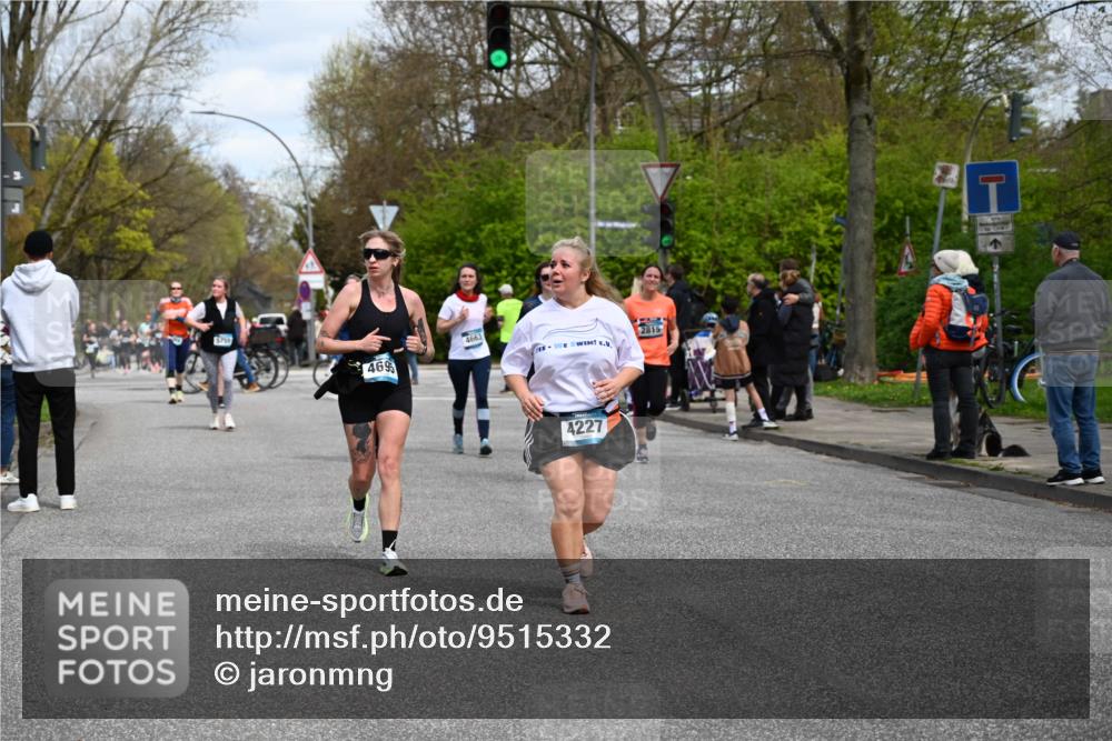 12.04.2026 - 45. Internationalen Wilhelmsburger Insellauf J. Mangold http://msf.ph/oto/9515332 12.04.2026 13:14:50 Ziel 2430, 5813, 4747, 3773, 5602, 4960, 4418, 5156, 4111, 3306, 3328, 2772, 5348, 4837, 4838, 4669, 2110, 4695, 2815, 2785, 2043, 2118, 5755, 5029, 4662, 4663, 4559, 3308, 4559, 3308, 3881, 3882, 3767, 3765, 4366, 4227 meine-sportfotos.de