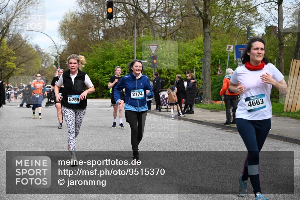 12.04.2026 - 45. Internationalen Wilhelmsburger Insellauf J. Mangold http://msf.ph/oto/9515370 12.04.2026 13:14:55 Ziel 3773, 5602, 4960, 4418, 5156, 4111, 3306, 3328, 2772, 5348, 4837, 4838, 4669, 2110, 4695, 2815, 2785, 2043, 2118, 5755, 5029, 4662, 4663, 4559, 3308, 3881, 3882, 3767, 3765, 3882, 3767, 3765, 4366, 4227, 3232, 2774, 5725 meine-sportfotos.de