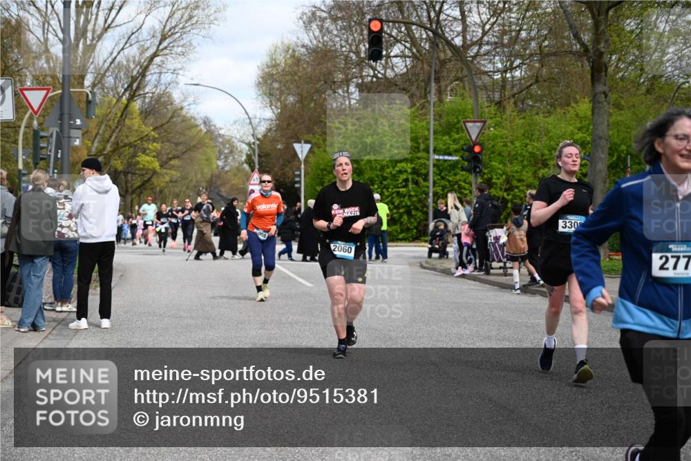 12.04.2026 - 45. Internationalen Wilhelmsburger Insellauf J. Mangold http://msf.ph/oto/9515381 12.04.2026 13:14:57 Ziel 4418, 5156, 4111, 3306, 3328, 2772, 5348, 4837, 4838, 4669, 2110, 4695, 2815, 2785, 2043, 2118, 5755, 5029, 4662, 4663, 4559, 3308, 3881, 3882, 3767, 3765, 4366, 4227, 3232, 2774, 5725, 3770, 2617, 5453 meine-sportfotos.de