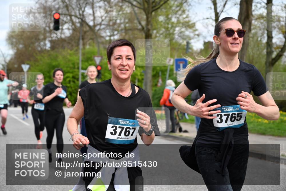12.04.2026 - 45. Internationalen Wilhelmsburger Insellauf J. Mangold http://msf.ph/oto/9515430 12.04.2026 13:15:10 Ziel 2110, 4695, 2815, 2785, 2043, 2118, 5755, 5029, 4662, 4663, 4559, 3308, 3881, 3882, 3767, 3765, 4366, 4227, 3232, 2774, 5725, 3770, 2617, 5453, 4942, 4964, 5675, 4616, 4880, 2832, 3803, 3801, 3250, 5008 meine-sportfotos.de