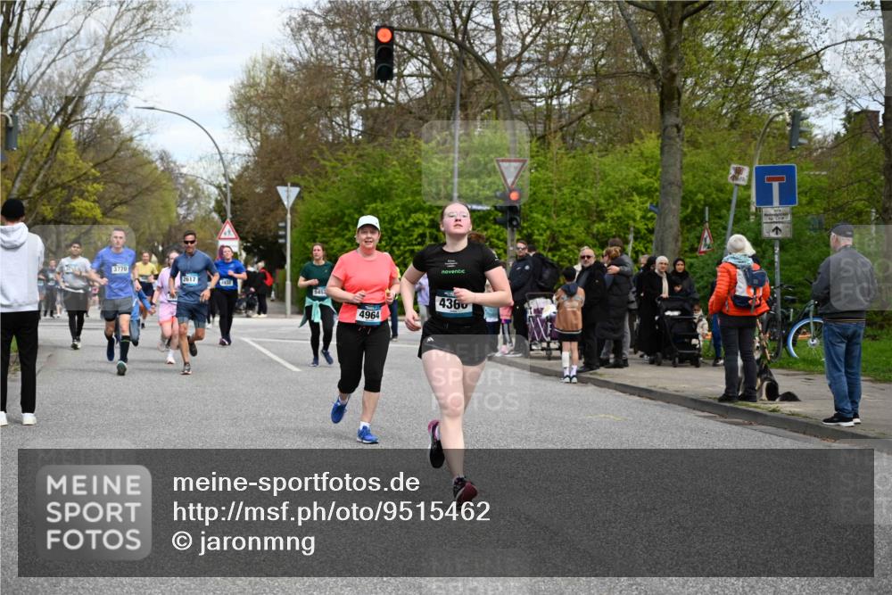 12.04.2026 - 45. Internationalen Wilhelmsburger Insellauf J. Mangold http://msf.ph/oto/9515462 12.04.2026 13:15:15 Ziel 2110, 4695, 2815, 2785, 2043, 2118, 5755, 5029, 4662, 4663, 4559, 3308, 3881, 3882, 3767, 3765, 4366, 4227, 3232, 3232, 2774, 5725, 3770, 2617, 5453, 4942, 4964, 5675, 4616, 4880, 2832, 3803, 3801, 3250, 5008, 2853, 3280, 3244, 5292, 4861, 2032, 4731, 2884, 3850, 4053 meine-sportfotos.de