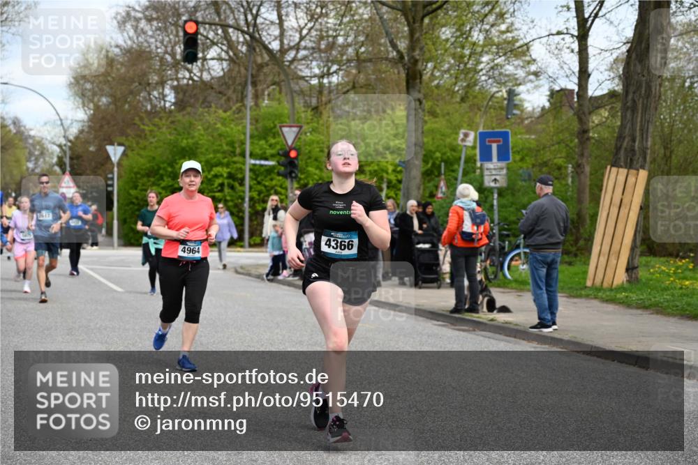 12.04.2026 - 45. Internationalen Wilhelmsburger Insellauf J. Mangold http://msf.ph/oto/9515470 12.04.2026 13:15:16 Ziel 2110, 4695, 2815, 2785, 2043, 2118, 5755, 5029, 4662, 4663, 4559, 3308, 3881, 3882, 3767, 3765, 4366, 4227, 3232, 2774, 5725, 2774, 5725, 3770, 2617, 5453, 4942, 4964, 5675, 4616, 4880, 4616, 4880, 2832, 3803, 3801, 3250, 5008, 2853, 3280, 3244, 5292, 4861, 2032, 4731, 2884, 3850, 4053, 5686 meine-sportfotos.de
