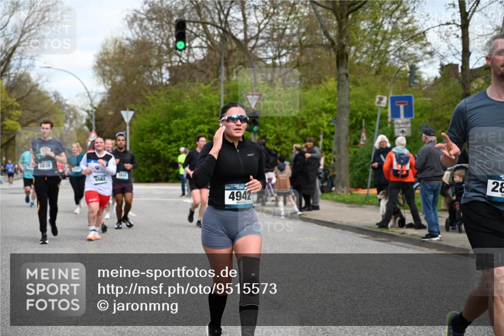 12.04.2026 - 45. Internationalen Wilhelmsburger Insellauf J. Mangold http://msf.ph/oto/9515573 12.04.2026 13:15:30 Ziel 3881, 3882, 3767, 3765, 4366, 4227, 3232, 2774, 5725, 3770, 2617, 5453, 4942, 4964, 5675, 4616, 4880, 2832, 3803, 3801, 3803, 3801, 3250, 5008, 2853, 3280, 3244, 5292, 4861, 2032, 4731, 2884, 3850, 4053, 5686, 4814, 4491, 4814, 4491, 2681, 5839, 5582, 5666, 3993, 5517 meine-sportfotos.de