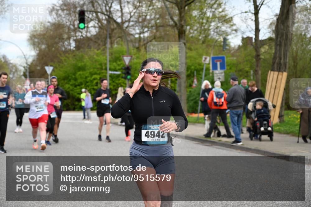 12.04.2026 - 45. Internationalen Wilhelmsburger Insellauf J. Mangold http://msf.ph/oto/9515579 12.04.2026 13:15:31 Ziel 3881, 3882, 3767, 3765, 4366, 4227, 3232, 2774, 5725, 3770, 2617, 5453, 4942, 4964, 5675, 4616, 4880, 2832, 3803, 3801, 3250, 5008, 2853, 3280, 3244, 5292, 4861, 2032, 4731, 2884, 3850, 4053, 5686, 4814, 4491, 2681, 5839, 5582, 5666, 3993, 5517, 3710, 3709 meine-sportfotos.de