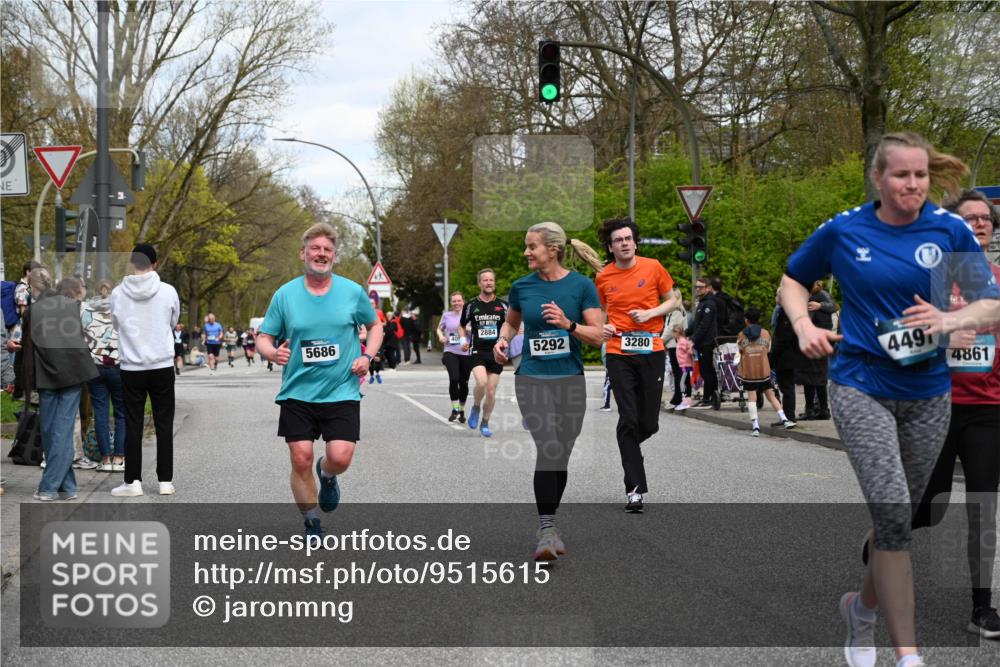12.04.2026 - 45. Internationalen Wilhelmsburger Insellauf J. Mangold http://msf.ph/oto/9515615 12.04.2026 13:15:36 Ziel 4366, 4227, 3232, 2774, 5725, 3770, 2617, 5453, 4942, 4964, 5675, 4616, 4880, 2832, 3803, 3801, 3250, 5008, 2853, 3280, 3244, 5292, 4861, 3244, 5292, 4861, 2032, 4731, 2884, 3850, 4053, 5686, 4814, 4491, 2681, 5839, 5582, 5666, 3993, 5517, 3710, 3709, 4132 meine-sportfotos.de