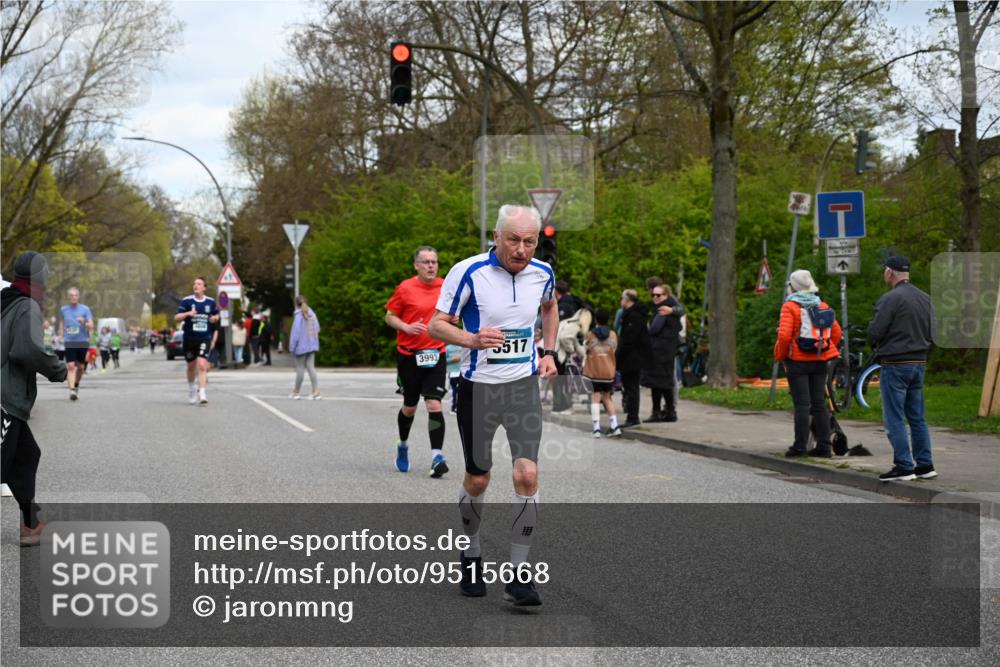 12.04.2026 - 45. Internationalen Wilhelmsburger Insellauf J. Mangold http://msf.ph/oto/9515668 12.04.2026 13:15:45 Ziel 3770, 2617, 5453, 4942, 4964, 5675, 4616, 4880, 2832, 3803, 3801, 3250, 5008, 2853, 3280, 3244, 5292, 4861, 2032, 4731, 2884, 3850, 4053, 5686, 4814, 4491, 2681, 5839, 5582, 5666, 3993, 5517, 3710, 3709, 4132, 2849, 4808, 5261, 3220, 4502, 3897 meine-sportfotos.de