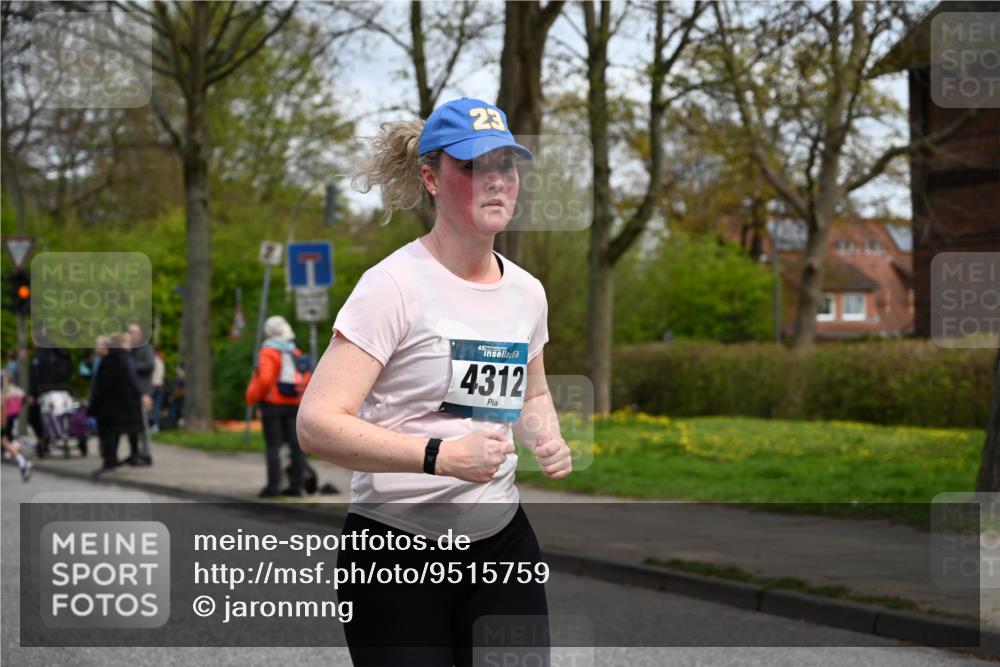 12.04.2026 - 45. Internationalen Wilhelmsburger Insellauf J. Mangold http://msf.ph/oto/9515759 12.04.2026 13:16:22 Ziel 4132, 2849, 4808, 5261, 3220, 4502, 3897, 3245, 4849, 3195, 5275, 5269, 4820, 4926, 3656, 4312, 5404, 3704, 3846, 2316, 2316, 5487, 3040, 4752 meine-sportfotos.de