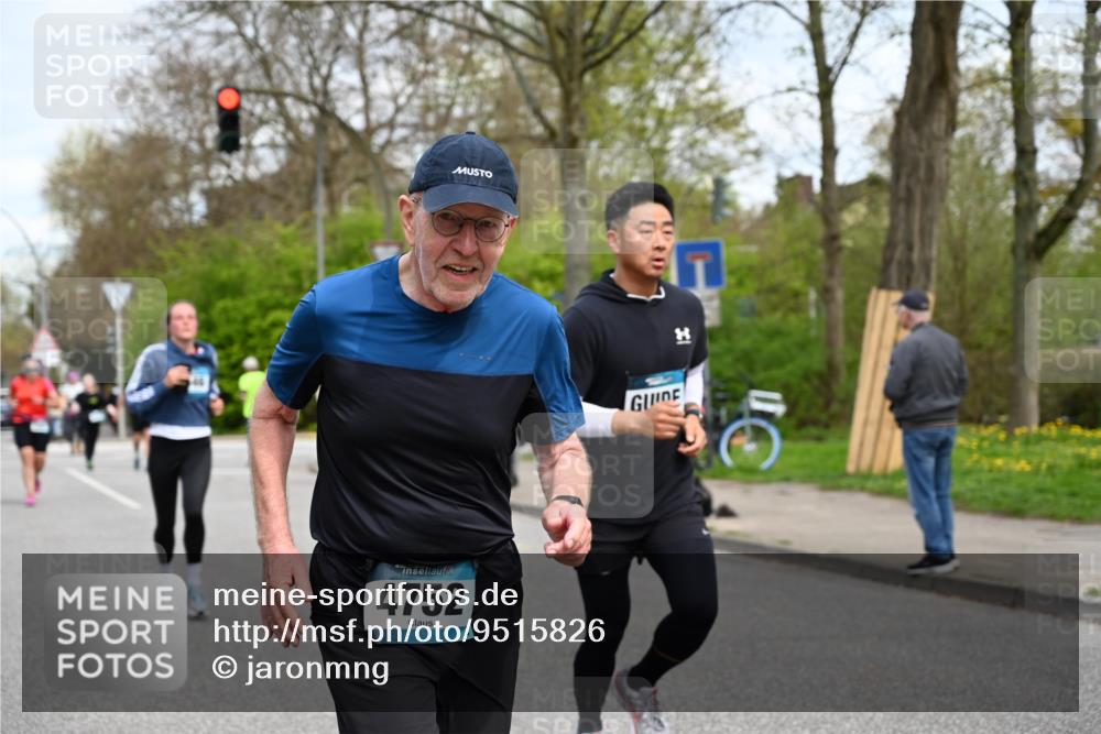 12.04.2026 - 45. Internationalen Wilhelmsburger Insellauf J. Mangold http://msf.ph/oto/9515826 12.04.2026 13:16:34 Ziel 3245, 4849, 3195, 5275, 5269, 4820, 4926, 3656, 4312, 5404, 3704, 3846, 2316, 2316, 5487, 3040, 4752, 3886, 3097, 2942, 3575, 2670, 3061 meine-sportfotos.de