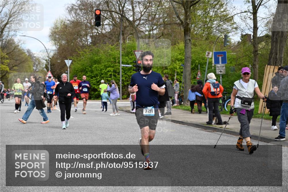 12.04.2026 - 45. Internationalen Wilhelmsburger Insellauf J. Mangold http://msf.ph/oto/9515937 12.04.2026 13:16:54 Ziel 3846, 2316, 5487, 3040, 4752, 3886, 3097, 2942, 3575, 2670, 3061, 3281, 4315, 4867, 4868, 4130, 4129, 2609, 2610, 2571, 5001, 5001, 5532, 4392, 4642, 4957, 3900, 5759, 2030, 3199, 3453 meine-sportfotos.de