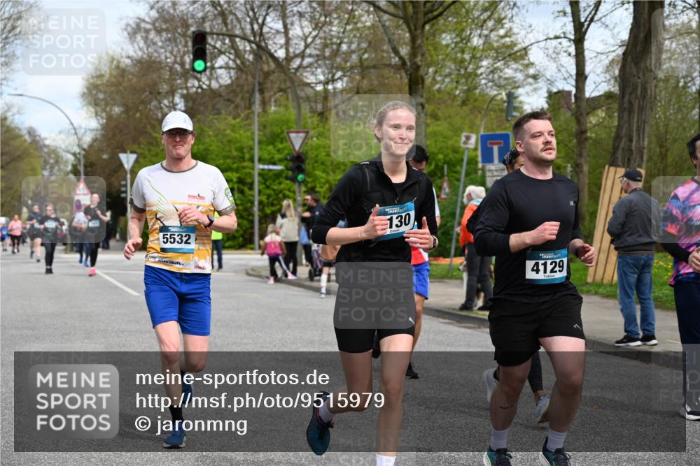 12.04.2026 - 45. Internationalen Wilhelmsburger Insellauf J. Mangold http://msf.ph/oto/9515979 12.04.2026 13:17:04 Ziel 5487, 3040, 4752, 3886, 3097, 2942, 3575, 2670, 3061, 3281, 4315, 4867, 4868, 4130, 4129, 2609, 2610, 4129, 2609, 2610, 2571, 5001, 5532, 4392, 4642, 4957, 3900, 5759, 2030, 3199, 3453, 3455, 4194, 5717, 4804, 3604, 2125 meine-sportfotos.de