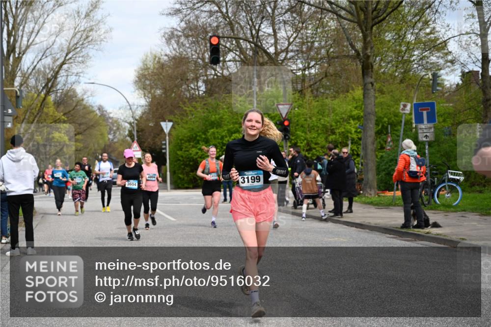 12.04.2026 - 45. Internationalen Wilhelmsburger Insellauf J. Mangold http://msf.ph/oto/9516032 12.04.2026 13:17:17 Ziel 2670, 3061, 3281, 4315, 4867, 4868, 4130, 4129, 2609, 2610, 2571, 5001, 5532, 4392, 4642, 4957, 3900, 5759, 2030, 3199, 3453, 3455, 4194, 5717, 4804, 3604, 2125, 2520, 5204, 3272, 4690, 3252, 4697, 2903, 4104, 5465, 4998 meine-sportfotos.de