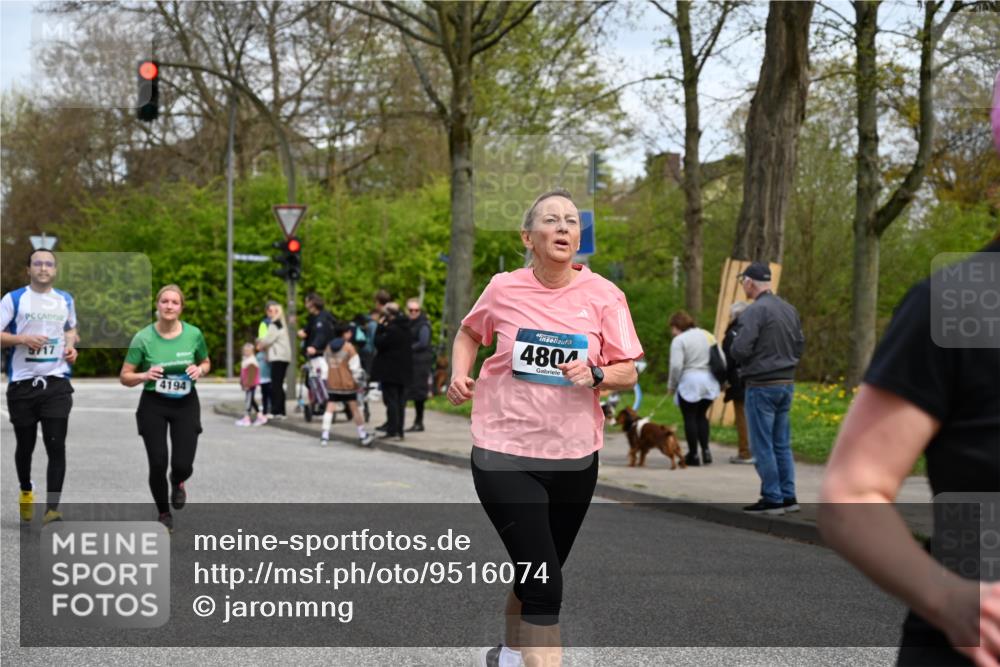 12.04.2026 - 45. Internationalen Wilhelmsburger Insellauf J. Mangold http://msf.ph/oto/9516074 12.04.2026 13:17:22 Ziel 2670, 3061, 3281, 4315, 4867, 4868, 4130, 4129, 2609, 2610, 2571, 5001, 5532, 4392, 4642, 4957, 3900, 5759, 2030, 3199, 3453, 3455, 4194, 5717, 4804, 3604, 2125, 2520, 5204, 3272, 4690, 3272, 4690, 3252, 4697, 2903, 4104, 5465, 4998, 5332, 4203, 4202, 5836, 2759 meine-sportfotos.de