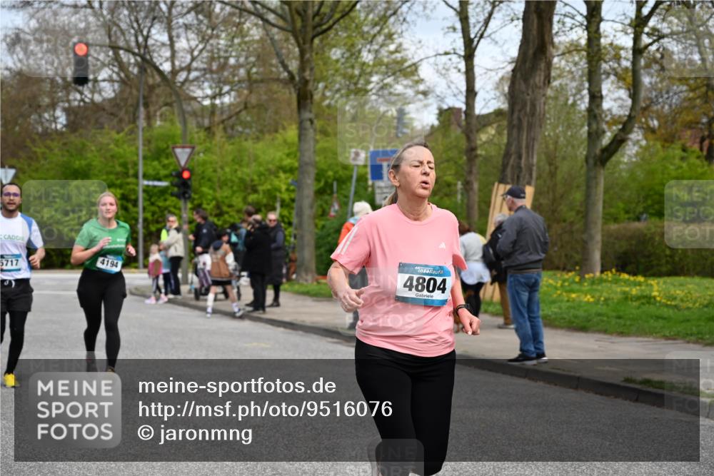 12.04.2026 - 45. Internationalen Wilhelmsburger Insellauf J. Mangold http://msf.ph/oto/9516076 12.04.2026 13:17:22 Ziel 2670, 3061, 3281, 4315, 4867, 4868, 4130, 4129, 2609, 2610, 2571, 5001, 5532, 4392, 4642, 4957, 3900, 5759, 2030, 3199, 3453, 3455, 4194, 5717, 4804, 3604, 2125, 2520, 5204, 3272, 4690, 3272, 4690, 3252, 4697, 2903, 4104, 5465, 4998, 5332, 4203, 4202, 5836, 2759 meine-sportfotos.de