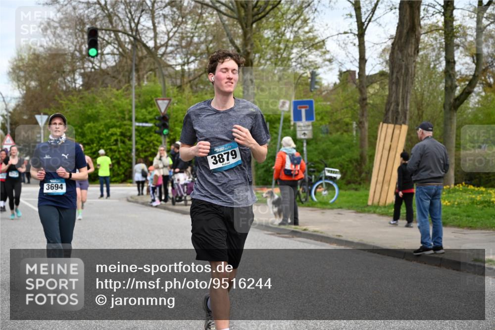 12.04.2026 - 45. Internationalen Wilhelmsburger Insellauf J. Mangold http://msf.ph/oto/9516244 12.04.2026 13:17:51 Ziel 3604, 2125, 2520, 5204, 3272, 4690, 3252, 4697, 2903, 4104, 5465, 4998, 5332, 4203, 4202, 5836, 2759, 4487, 2833, 2833, 3879, 3630, 5714, 4213, 2516, 2517, 4031, 3694, 3694, 2018, 2961, 3248, 2570, 2573, 3277, 3828, 4948, 5488 meine-sportfotos.de