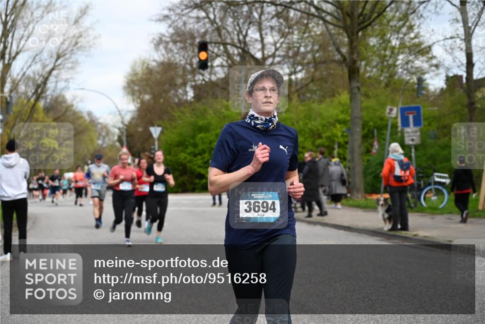 12.04.2026 - 45. Internationalen Wilhelmsburger Insellauf J. Mangold http://msf.ph/oto/9516258 12.04.2026 13:17:53 Ziel 2125, 2520, 5204, 3272, 4690, 3252, 4697, 2903, 4104, 5465, 4998, 5332, 4203, 4202, 5836, 2759, 4487, 2833, 3879, 3630, 5714, 4213, 2516, 2517, 4031, 3694, 2018, 2018, 2961, 3248, 2570, 2573, 3277, 3828, 4948, 5488, 5663 meine-sportfotos.de