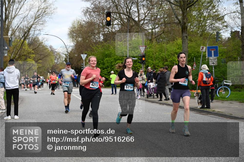 12.04.2026 - 45. Internationalen Wilhelmsburger Insellauf J. Mangold http://msf.ph/oto/9516266 12.04.2026 13:17:55 Ziel 2520, 5204, 3272, 4690, 3252, 4697, 2903, 4104, 5465, 4998, 5332, 4203, 4202, 5836, 2759, 4487, 2833, 3879, 3630, 5714, 4213, 2516, 2517, 4031, 3694, 2018, 2961, 2961, 3248, 2570, 2573, 3277, 3828, 4948, 5488, 5663, 4727, 5541, 4153 meine-sportfotos.de