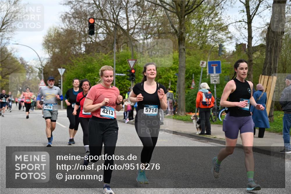 12.04.2026 - 45. Internationalen Wilhelmsburger Insellauf J. Mangold http://msf.ph/oto/9516276 12.04.2026 13:17:56 Ziel 2520, 5204, 3272, 4690, 3252, 4697, 2903, 4104, 5465, 4998, 5332, 4203, 4202, 5836, 2759, 4487, 2833, 3879, 3630, 5714, 4213, 2516, 2517, 4031, 3694, 2018, 2961, 3248, 3248, 2570, 2573, 3277, 3828, 4948, 5488, 5663, 4727, 5541, 4153, 3528, 3527, 4400, 4403 meine-sportfotos.de