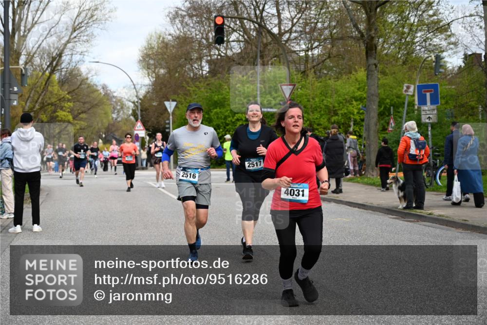 12.04.2026 - 45. Internationalen Wilhelmsburger Insellauf J. Mangold http://msf.ph/oto/9516286 12.04.2026 13:17:57 Ziel 2520, 5204, 3272, 4690, 3252, 4697, 2903, 4104, 5465, 4998, 5332, 4203, 4202, 5836, 2759, 4487, 2833, 3879, 3630, 5714, 4213, 3630, 5714, 4213, 2516, 2517, 4031, 3694, 2018, 2961, 3248, 2570, 2573, 2570, 2573, 3277, 3828, 4948, 5488, 5663, 4727, 5541, 4153, 3528, 3527, 4400, 4403, 4556 meine-sportfotos.de