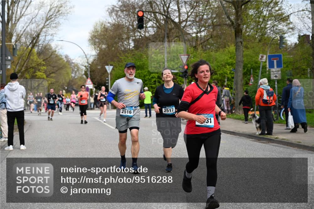12.04.2026 - 45. Internationalen Wilhelmsburger Insellauf J. Mangold http://msf.ph/oto/9516288 12.04.2026 13:17:57 Ziel 2520, 5204, 3272, 4690, 3252, 4697, 2903, 4104, 5465, 4998, 5332, 4203, 4202, 5836, 2759, 4487, 2833, 3879, 3630, 5714, 4213, 3630, 5714, 4213, 2516, 2517, 4031, 3694, 2018, 2961, 3248, 2570, 2573, 2570, 2573, 3277, 3828, 4948, 5488, 5663, 4727, 5541, 4153, 3528, 3527, 4400, 4403, 4556 meine-sportfotos.de