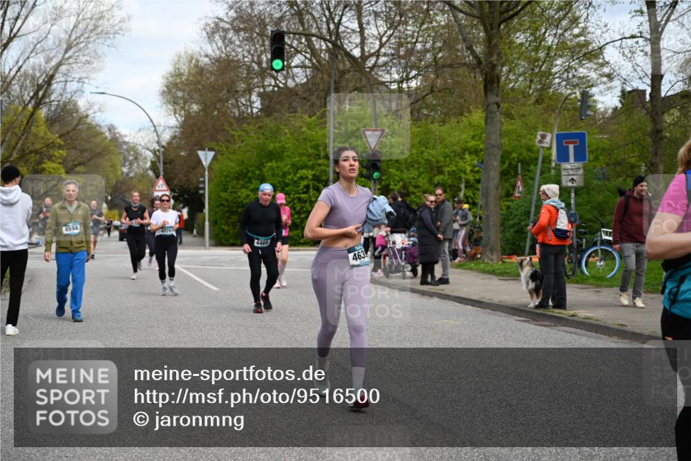 12.04.2026 - 45. Internationalen Wilhelmsburger Insellauf J. Mangold http://msf.ph/oto/9516500 12.04.2026 13:18:37 Ziel 3277, 3828, 4948, 5488, 5663, 4727, 5541, 4153, 3528, 3527, 4400, 4403, 4556, 4626, 2019, 3940, 3482, 3524, 2572, 3587, 4734, 2061, 4020, 5849, 4639, 3809, 4660, 2174, 2174, 5019, 4543, 4793, 5786, 4112, 3071 meine-sportfotos.de