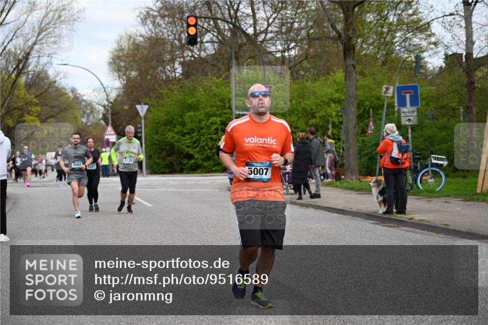 12.04.2026 - 45. Internationalen Wilhelmsburger Insellauf J. Mangold http://msf.ph/oto/9516589 12.04.2026 13:19:11 Ziel 5849, 4639, 3809, 4660, 2174, 5019, 4543, 4793, 5786, 4112, 3071, 2027, 5007, 5007, 4594, 4984, 3927, 3193, 4469, 5327, 3125, 4518, 5778, 2799, 2799, 4972, 3265, 5003, 3857, 2946 meine-sportfotos.de
