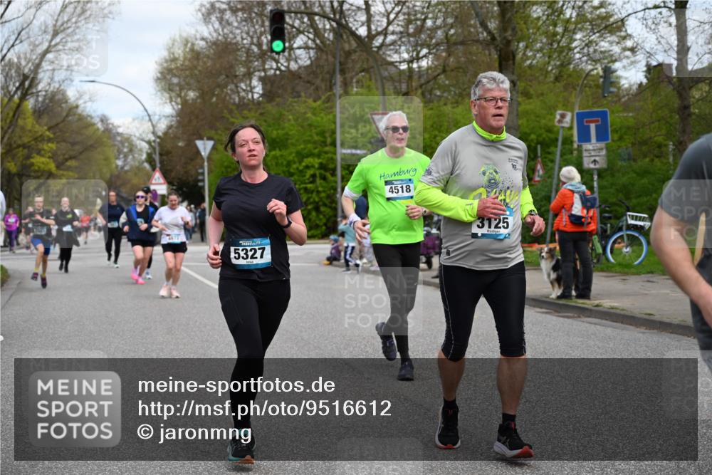 12.04.2026 - 45. Internationalen Wilhelmsburger Insellauf J. Mangold http://msf.ph/oto/9516612 12.04.2026 13:19:15 Ziel 5019, 4543, 4793, 5786, 4112, 3071, 2027, 5007, 4594, 4984, 3927, 3193, 4469, 5327, 3125, 4518, 5778, 2799, 4972, 4972, 3265, 5003, 3857, 2946, 4905, 4274, 2534, 4936 meine-sportfotos.de