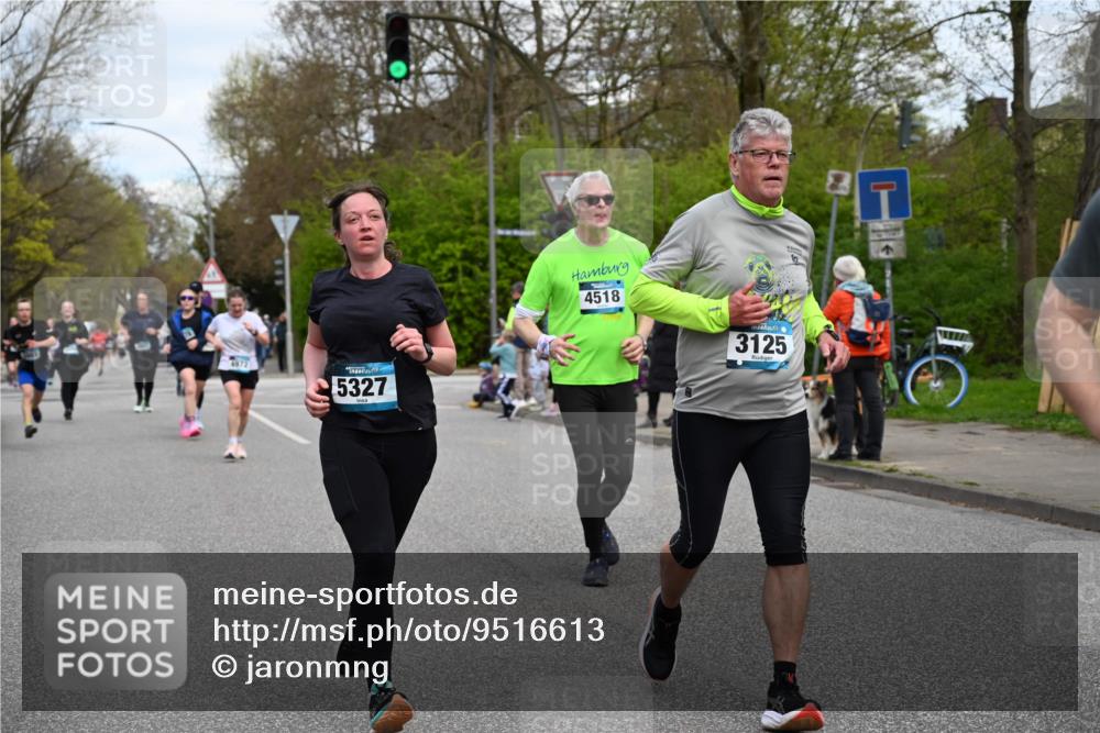 12.04.2026 - 45. Internationalen Wilhelmsburger Insellauf J. Mangold http://msf.ph/oto/9516613 12.04.2026 13:19:16 Ziel 5019, 4543, 4793, 5786, 4112, 3071, 2027, 5007, 4594, 4984, 3927, 3193, 4469, 3193, 4469, 5327, 3125, 4518, 5778, 2799, 4972, 3265, 5003, 3857, 2946, 4905, 4274, 2534, 4936 meine-sportfotos.de