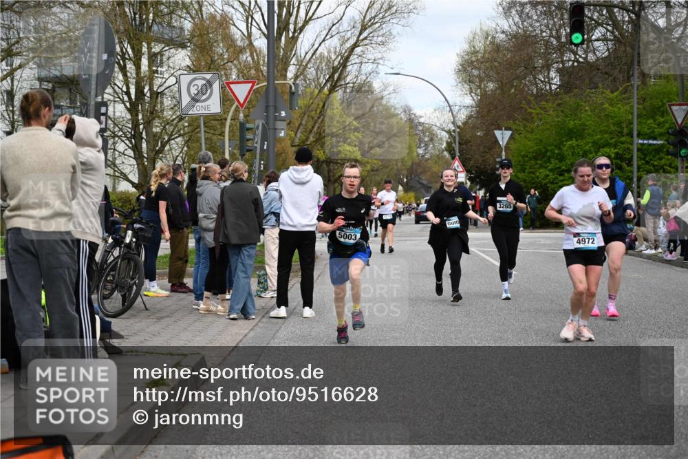 12.04.2026 - 45. Internationalen Wilhelmsburger Insellauf J. Mangold http://msf.ph/oto/9516628 12.04.2026 13:19:19 Ziel 5019, 4543, 4793, 5786, 4112, 3071, 2027, 5007, 4594, 4984, 3927, 3193, 4469, 5327, 3125, 4518, 4518, 5778, 2799, 4972, 3265, 5003, 3857, 2946, 4905, 4274, 2534, 4936, 2366, 3655 meine-sportfotos.de