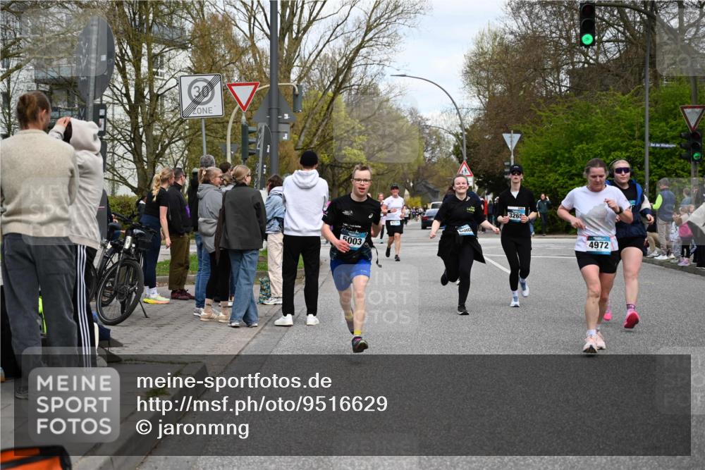 12.04.2026 - 45. Internationalen Wilhelmsburger Insellauf J. Mangold http://msf.ph/oto/9516629 12.04.2026 13:19:19 Ziel 5019, 4543, 4793, 5786, 4112, 3071, 2027, 5007, 4594, 4984, 3927, 3193, 4469, 5327, 3125, 4518, 4518, 5778, 2799, 4972, 3265, 5003, 3857, 2946, 4905, 4274, 2534, 4936, 2366, 3655 meine-sportfotos.de