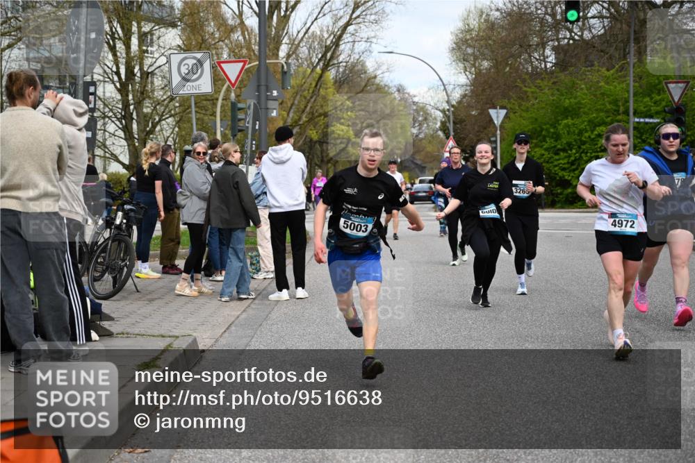 12.04.2026 - 45. Internationalen Wilhelmsburger Insellauf J. Mangold http://msf.ph/oto/9516638 12.04.2026 13:19:20 Ziel 4543, 4793, 5786, 4112, 3071, 2027, 5007, 4594, 4984, 3927, 3193, 4469, 5327, 3125, 4518, 5778, 2799, 4972, 3265, 5003, 3857, 2946, 4905, 4274, 2534, 4936, 2366, 3655 meine-sportfotos.de