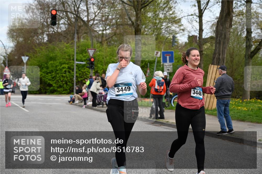 12.04.2026 - 45. Internationalen Wilhelmsburger Insellauf J. Mangold http://msf.ph/oto/9516783 12.04.2026 13:19:50 Ziel 4972, 3265, 5003, 3857, 2946, 4905, 4274, 2534, 4936, 2366, 3655, 2261, 2264, 3448, 3449, 2894, 2888, 3898, 2431, 4121, 5308, 3236, 4718, 2247, 3203 meine-sportfotos.de