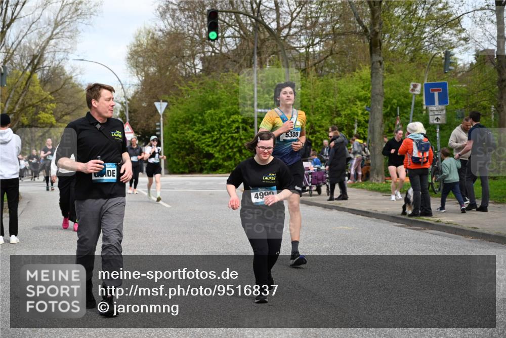 12.04.2026 - 45. Internationalen Wilhelmsburger Insellauf J. Mangold http://msf.ph/oto/9516837 12.04.2026 13:20:00 Ziel 2946, 4905, 4274, 2534, 4936, 2366, 3655, 2261, 2264, 3448, 3449, 2894, 2888, 3898, 3898, 2431, 4121, 5308, 3236, 4718, 3236, 4718, 2247, 3203, 5342, 3822, 3821, 4999, 4803, 2224, 4223, 4224, 4954, 5258, 3284 meine-sportfotos.de
