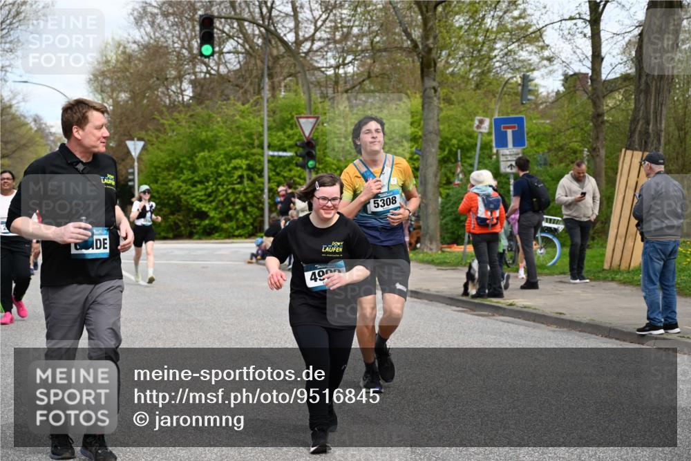 12.04.2026 - 45. Internationalen Wilhelmsburger Insellauf J. Mangold http://msf.ph/oto/9516845 12.04.2026 13:20:01 Ziel 4905, 4274, 2534, 4936, 2366, 3655, 2261, 2264, 3448, 3449, 2894, 2888, 3898, 2431, 4121, 5308, 3236, 4718, 2247, 3203, 5342, 3822, 3821, 4999, 4803, 2224, 4223, 4224, 4954, 5258, 3284 meine-sportfotos.de