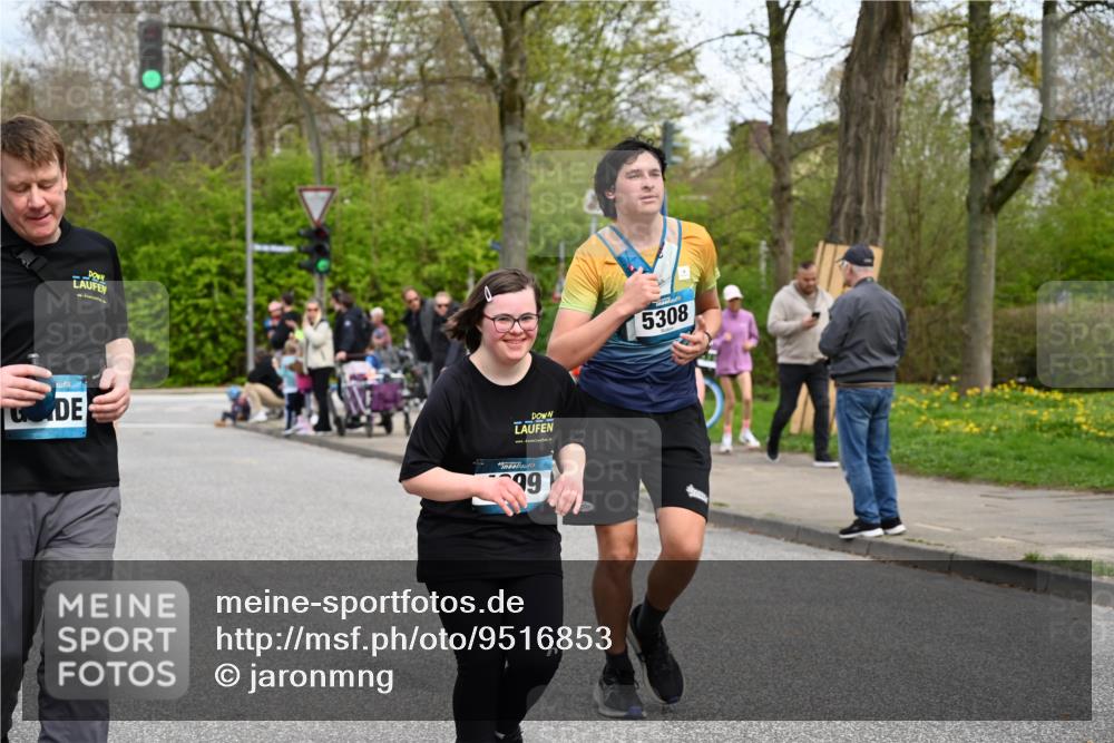 12.04.2026 - 45. Internationalen Wilhelmsburger Insellauf J. Mangold http://msf.ph/oto/9516853 12.04.2026 13:20:01 Ziel 4905, 4274, 2534, 4936, 2366, 3655, 2261, 2264, 3448, 3449, 2894, 2888, 3898, 2431, 4121, 5308, 3236, 4718, 2247, 3203, 5342, 3822, 3821, 4999, 4803, 2224, 4223, 4224, 4954, 5258, 3284 meine-sportfotos.de