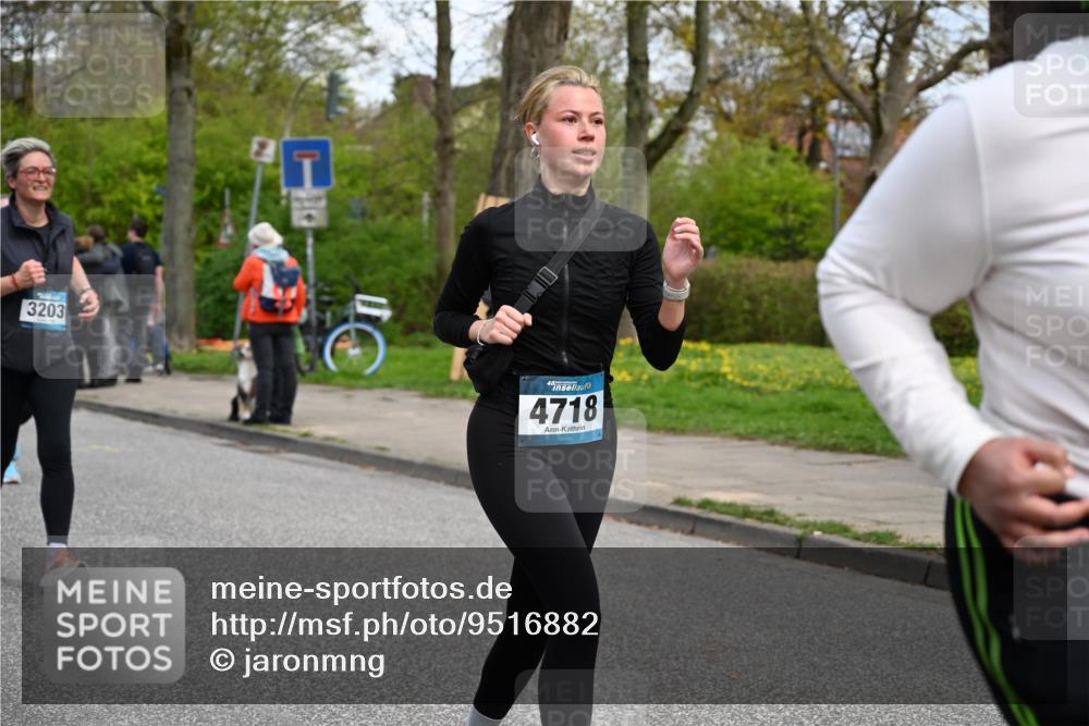 12.04.2026 - 45. Internationalen Wilhelmsburger Insellauf J. Mangold http://msf.ph/oto/9516882 12.04.2026 13:20:08 Ziel 2261, 2264, 3448, 3449, 2894, 2888, 3898, 2431, 4121, 5308, 3236, 4718, 2247, 3203, 5342, 3822, 3821, 4999, 4803, 2224, 4223, 4224, 4224, 4954, 5258, 3284, 2469, 4305, 2013, 3233 meine-sportfotos.de