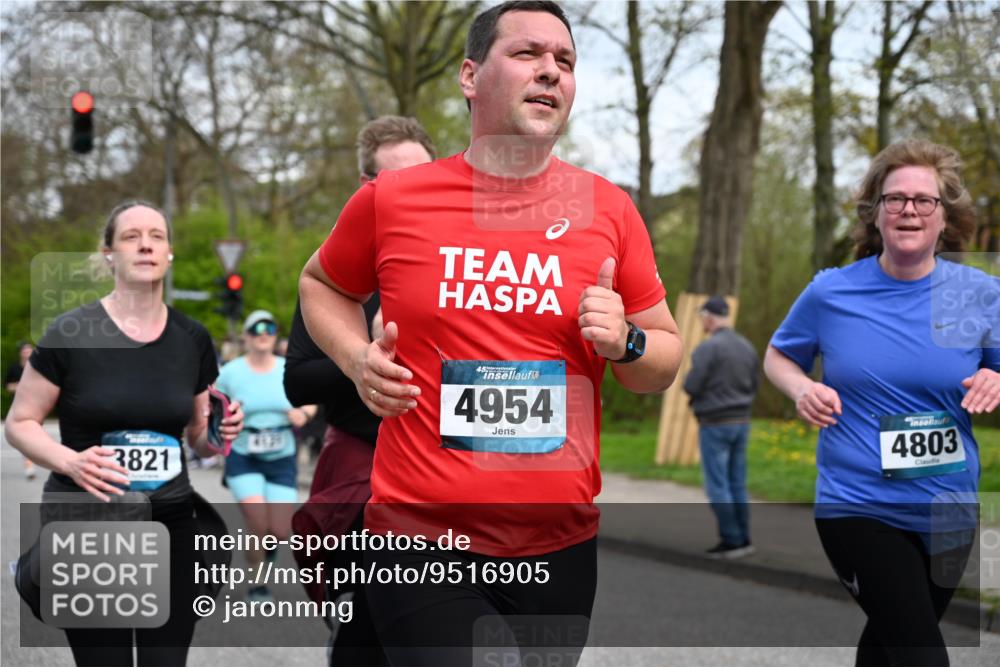 12.04.2026 - 45. Internationalen Wilhelmsburger Insellauf J. Mangold http://msf.ph/oto/9516905 12.04.2026 13:20:11 Ziel 2261, 2264, 3448, 3449, 2894, 2888, 3898, 2431, 4121, 5308, 3236, 4718, 2247, 3203, 5342, 3822, 3821, 4999, 4803, 2224, 4223, 4224, 4954, 5258, 3284, 2469, 4305, 2013, 3233, 5230 meine-sportfotos.de