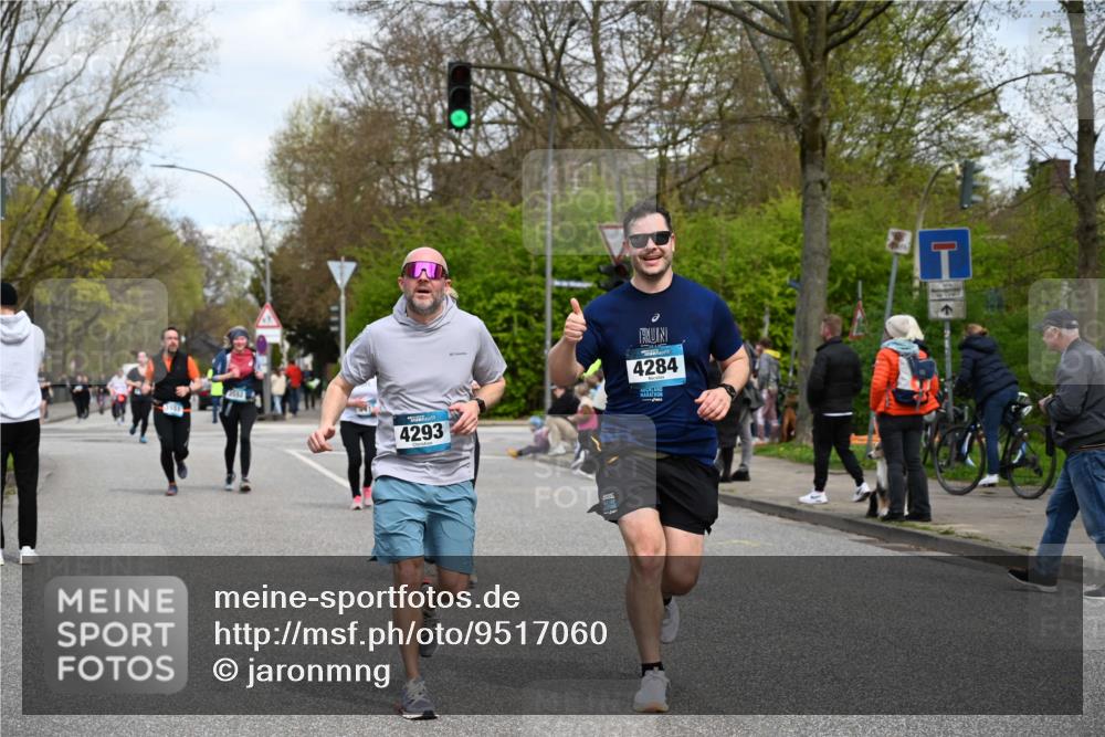 12.04.2026 - 45. Internationalen Wilhelmsburger Insellauf J. Mangold http://msf.ph/oto/9517060 12.04.2026 13:20:42 Ziel 4999, 4803, 2224, 4223, 4224, 4954, 5258, 3284, 2469, 4305, 2013, 3233, 5230, 3766, 4103, 4341, 5633, 4284, 4293, 5543, 2363, 2101, 2101, 4417, 3552, 3551, 2333, 4018, 5716, 4319 meine-sportfotos.de