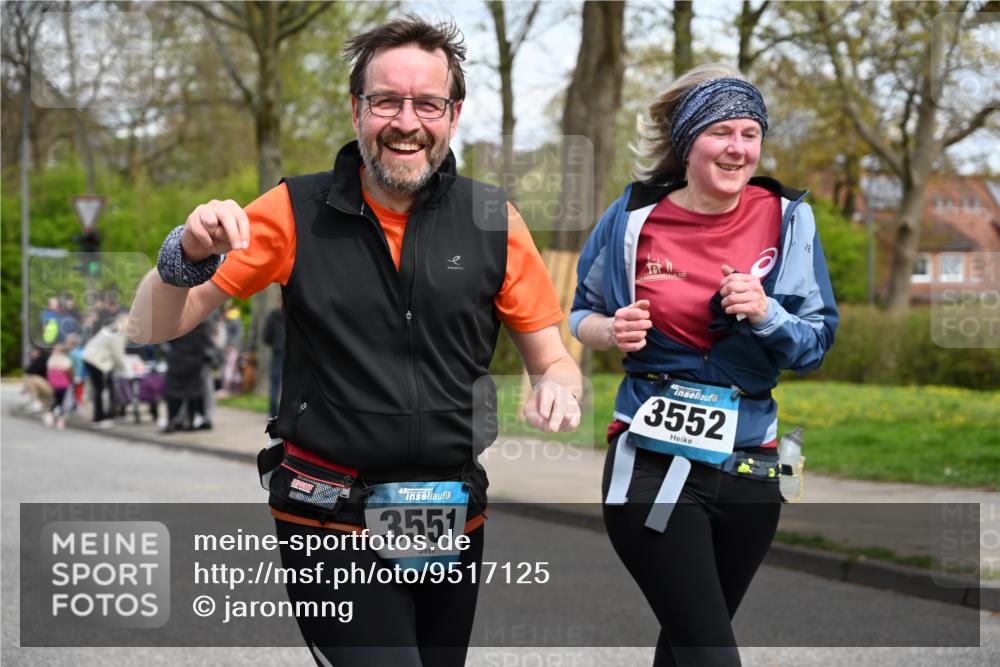 12.04.2026 - 45. Internationalen Wilhelmsburger Insellauf J. Mangold http://msf.ph/oto/9517125 12.04.2026 13:20:50 Ziel 2469, 4305, 2013, 3233, 5230, 3766, 4103, 4341, 5633, 4284, 4293, 5543, 2363, 2101, 4417, 3552, 3551, 2333, 4018, 4018, 5716, 4319, 5297, 4878, 5484, 2692 meine-sportfotos.de
