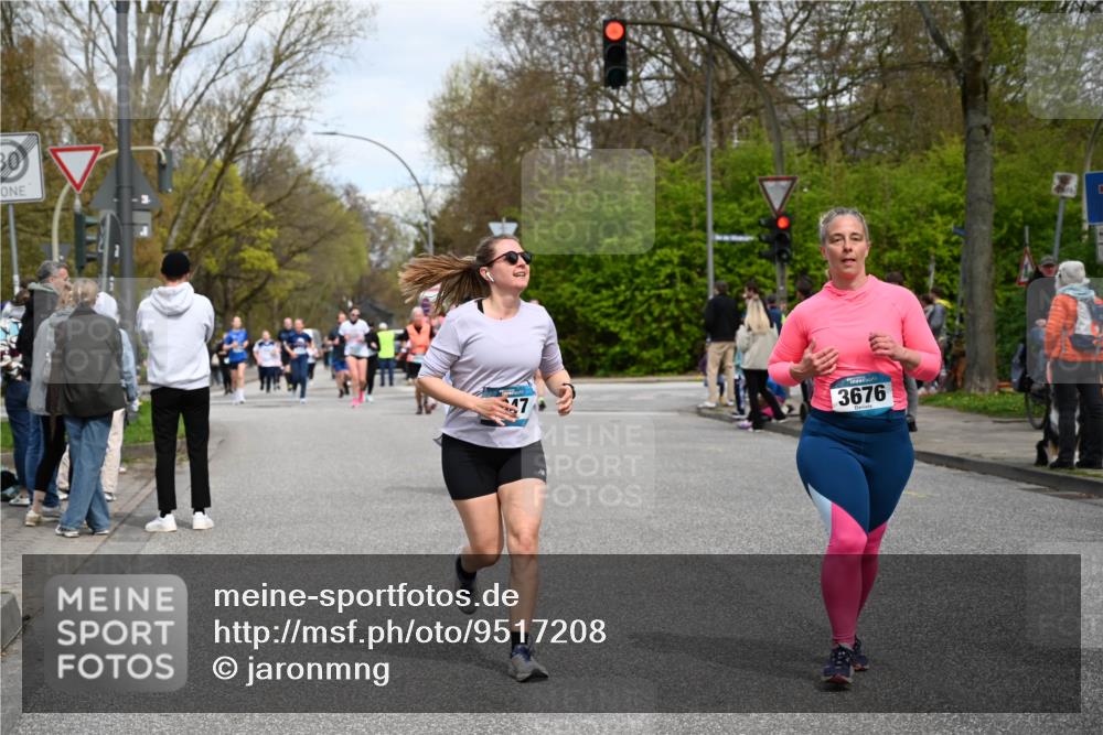 12.04.2026 - 45. Internationalen Wilhelmsburger Insellauf J. Mangold http://msf.ph/oto/9517208 12.04.2026 13:21:19 Ziel 2101, 4417, 3552, 3551, 2333, 4018, 5716, 4319, 5297, 4878, 5484, 2692, 4444, 4800, 4047, 2175, 3402, 5482, 4017, 3676, 2628, 3251, 5201, 3109, 4404, 4362, 2473 meine-sportfotos.de