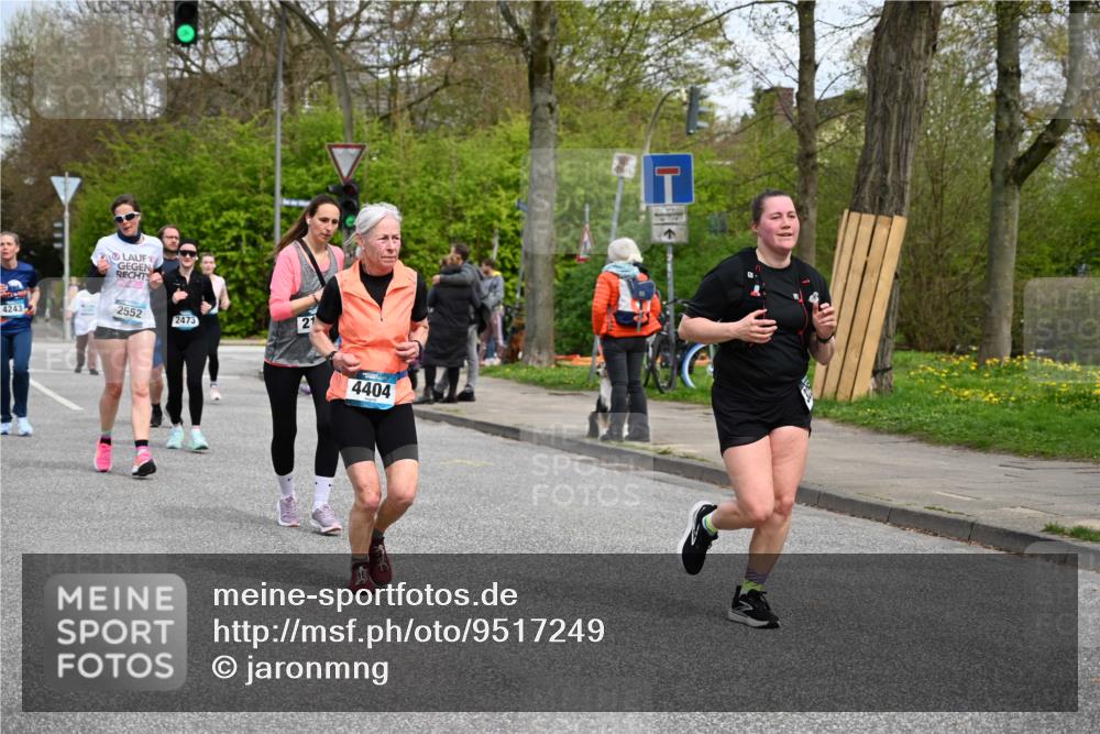 12.04.2026 - 45. Internationalen Wilhelmsburger Insellauf J. Mangold http://msf.ph/oto/9517249 12.04.2026 13:21:29 Ziel 4319, 5297, 4878, 5484, 2692, 4444, 4800, 4047, 2175, 3402, 5482, 4017, 3676, 2628, 3251, 5201, 3109, 4404, 3109, 4404, 4362, 2473, 2552, 2130, 2840, 3998, 5462, 5205, 4809, 2002 meine-sportfotos.de