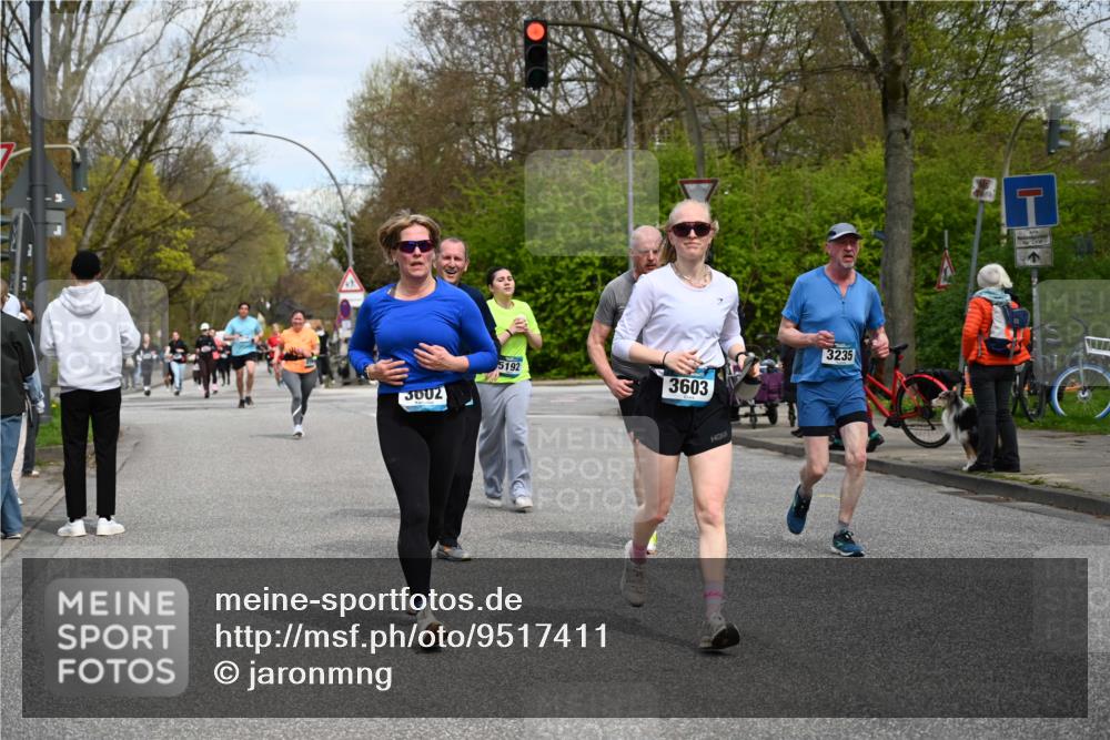 12.04.2026 - 45. Internationalen Wilhelmsburger Insellauf J. Mangold http://msf.ph/oto/9517411 12.04.2026 13:21:58 Ziel 3676, 2628, 3251, 5201, 3109, 4404, 4362, 2473, 2552, 2130, 2840, 3998, 5462, 5205, 4809, 2002, 2332, 2116, 3581, 3235, 3915, 5080, 4348, 5085, 3603, 3602, 5092, 2246, 5192, 5171, 3162, 4443, 4442, 3746, 5290, 3057, 3667, 5304, 4210 meine-sportfotos.de