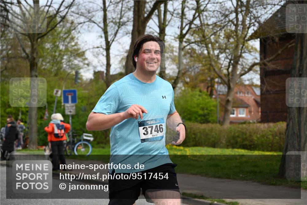 12.04.2026 - 45. Internationalen Wilhelmsburger Insellauf J. Mangold http://msf.ph/oto/9517454 12.04.2026 13:22:11 Ziel 2840, 3998, 5462, 5205, 4809, 2002, 2332, 2116, 3581, 3235, 3915, 5080, 4348, 5085, 3603, 3602, 5092, 2246, 5192, 5171, 2246, 5192, 5171, 3162, 4443, 4442, 3746, 5290, 3057, 3667, 5304, 4210, 4014, 2158 meine-sportfotos.de
