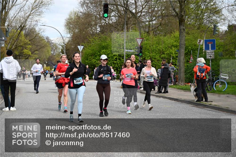 12.04.2026 - 45. Internationalen Wilhelmsburger Insellauf J. Mangold http://msf.ph/oto/9517460 12.04.2026 13:22:14 Ziel 5205, 4809, 2002, 2332, 2116, 3581, 3235, 3915, 5080, 4348, 5085, 3603, 3602, 5092, 2246, 5192, 5171, 3162, 4443, 4442, 3746, 5290, 5290, 3057, 3667, 5304, 4210, 4014, 2158, 2158, 5314 meine-sportfotos.de
