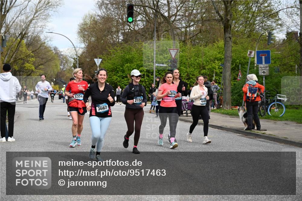 12.04.2026 - 45. Internationalen Wilhelmsburger Insellauf J. Mangold http://msf.ph/oto/9517463 12.04.2026 13:22:14 Ziel 5205, 4809, 2002, 2332, 2116, 3581, 3235, 3915, 5080, 4348, 5085, 3603, 3602, 5092, 2246, 5192, 5171, 3162, 4443, 4442, 3746, 5290, 5290, 3057, 3667, 5304, 4210, 4014, 2158, 2158, 5314 meine-sportfotos.de