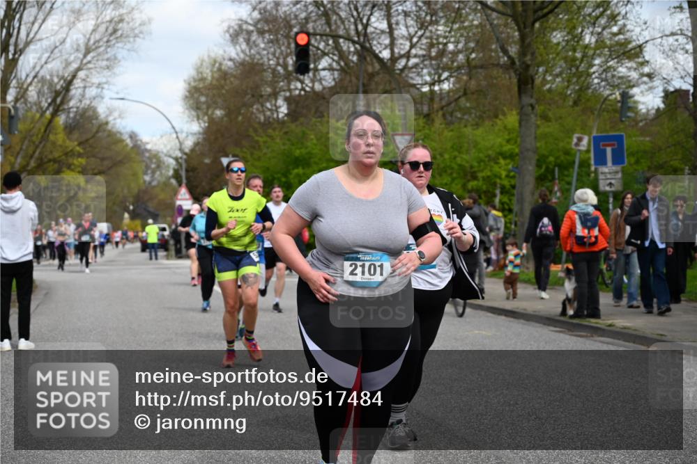 12.04.2026 - 45. Internationalen Wilhelmsburger Insellauf J. Mangold http://msf.ph/oto/9517484 12.04.2026 13:20:26 Ziel 2431, 4121, 5308, 3236, 4718, 2247, 3203, 5342, 3822, 3821, 4999, 4803, 2224, 4223, 4224, 4954, 5258, 3284, 2469, 4305, 2013, 3233, 5230, 3766, 4103, 4103, 4341, 5633, 4284, 4293, 5543 meine-sportfotos.de