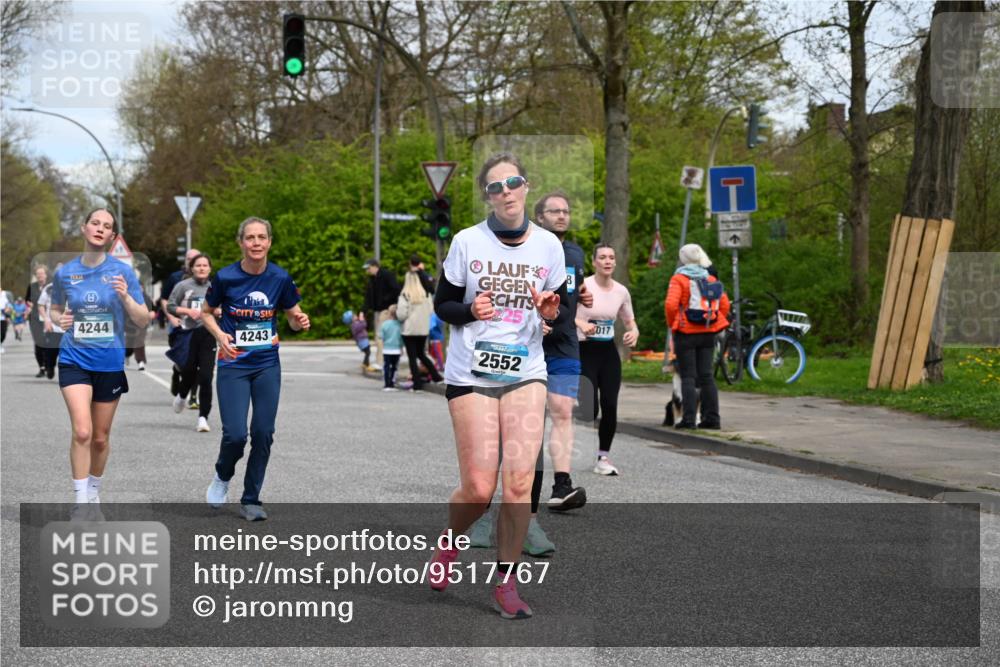 12.04.2026 - 45. Internationalen Wilhelmsburger Insellauf J. Mangold http://msf.ph/oto/9517767 12.04.2026 13:21:32 Ziel 5297, 4878, 5484, 2692, 4444, 4800, 4047, 2175, 3402, 5482, 4017, 3676, 2628, 3251, 5201, 3109, 4404, 4362, 2473, 2552, 2552, 2130, 2840, 3998, 5462, 5205, 4809, 2002, 2332 meine-sportfotos.de