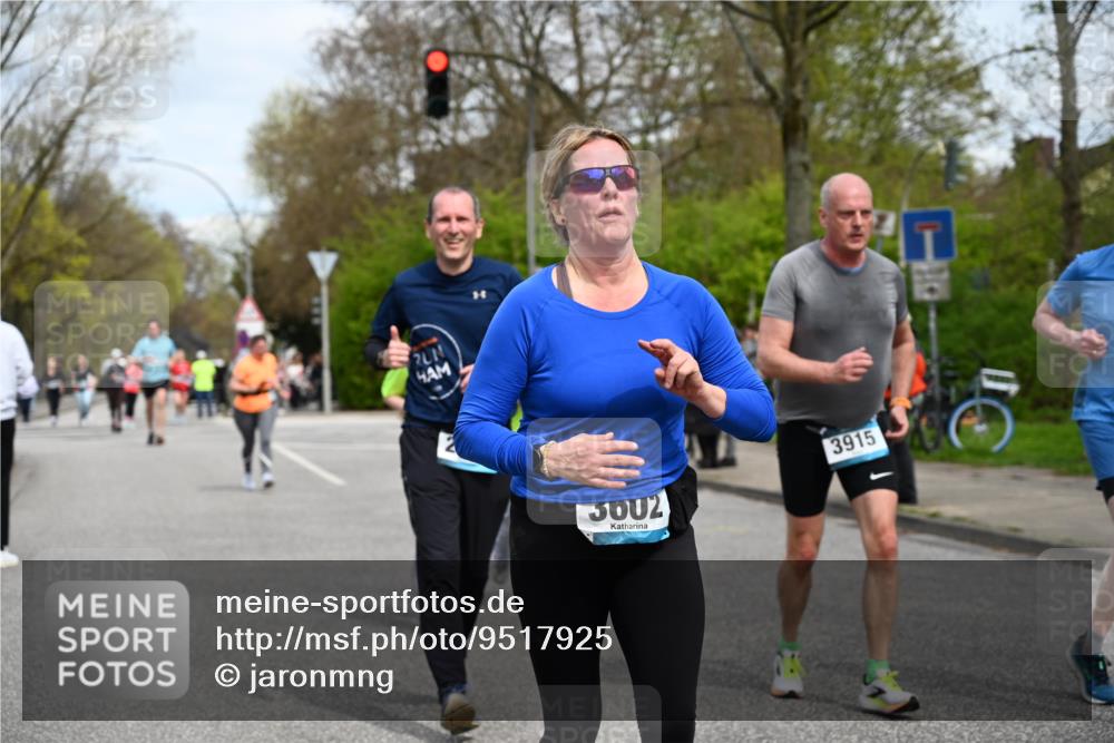 12.04.2026 - 45. Internationalen Wilhelmsburger Insellauf J. Mangold http://msf.ph/oto/9517925 12.04.2026 13:22:00 Ziel 2628, 3251, 5201, 3109, 4404, 4362, 2473, 2552, 2130, 2840, 3998, 5462, 5205, 4809, 2002, 2332, 2116, 3581, 3235, 3915, 5080, 4348, 5085, 3603, 3602, 5092, 2246, 5192, 5171, 3162, 4443, 3162, 4443, 4442, 3746, 5290, 3057, 3667, 5304, 4210, 4014 meine-sportfotos.de