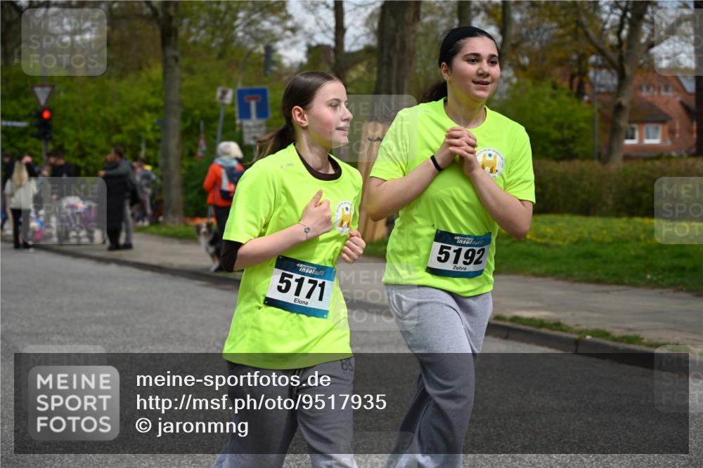 12.04.2026 - 45. Internationalen Wilhelmsburger Insellauf J. Mangold http://msf.ph/oto/9517935 12.04.2026 13:22:02 Ziel 5201, 3109, 4404, 4362, 2473, 2552, 2130, 2840, 3998, 5462, 5205, 4809, 2002, 2332, 2116, 3581, 3581, 3235, 3915, 5080, 4348, 5085, 3603, 3602, 5092, 2246, 5192, 5171, 3162, 4443, 4442, 3746, 5290, 5290, 3057, 3667, 5304, 4210, 4014, 2158 meine-sportfotos.de